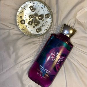 Bath&Body Works Dark Kiss Shower Gel
